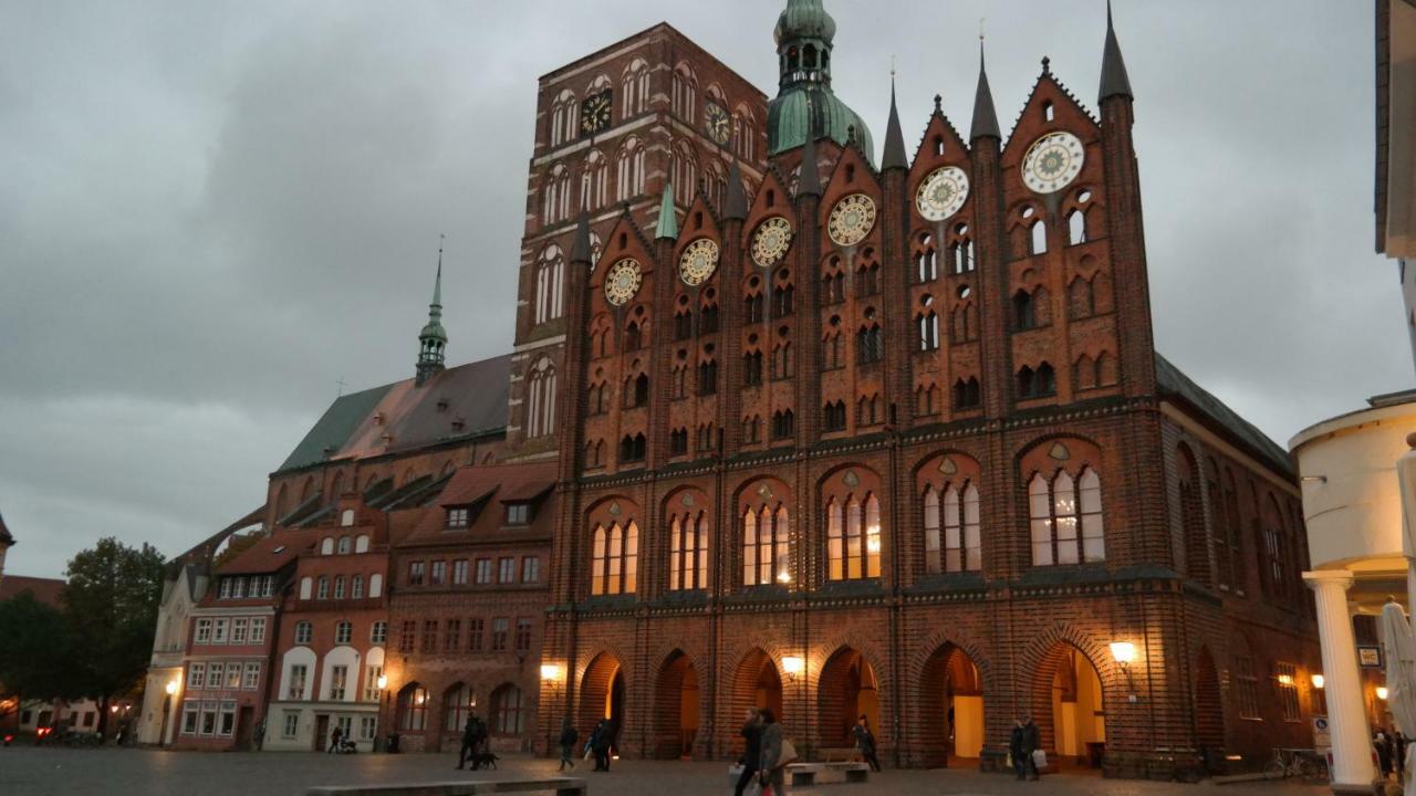 Alt JargenowGutshaus Alt-Jargenowアパートメント エクステリア 写真